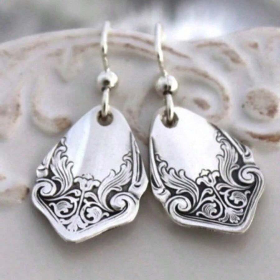 Spoon Shaped Earrings, Vintage Jewelry, Commemorative Gift - Silver - View 1