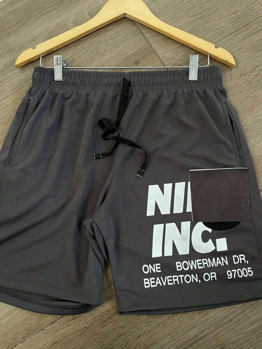 Shorts Masculino em Dry Fit para Academia   Ajuste Regular - Cinza - Visão 1