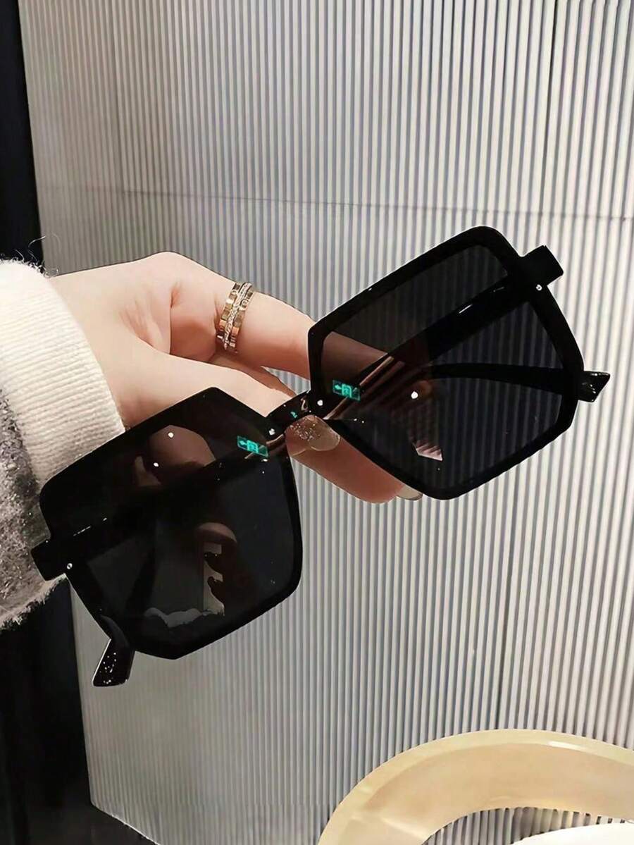 1 par de gafas de marco grande cuadrado con montura de plástico para mujeres - Favorecedor para la forma del rostro - Adecuado para vacaciones y uso diario - Multicolor - Ver 1
