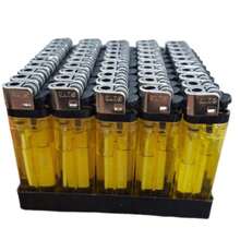 Paquete de 50 encendedores Compacto y practico Ideal para hogar y camping - Amarillo - Ver 3