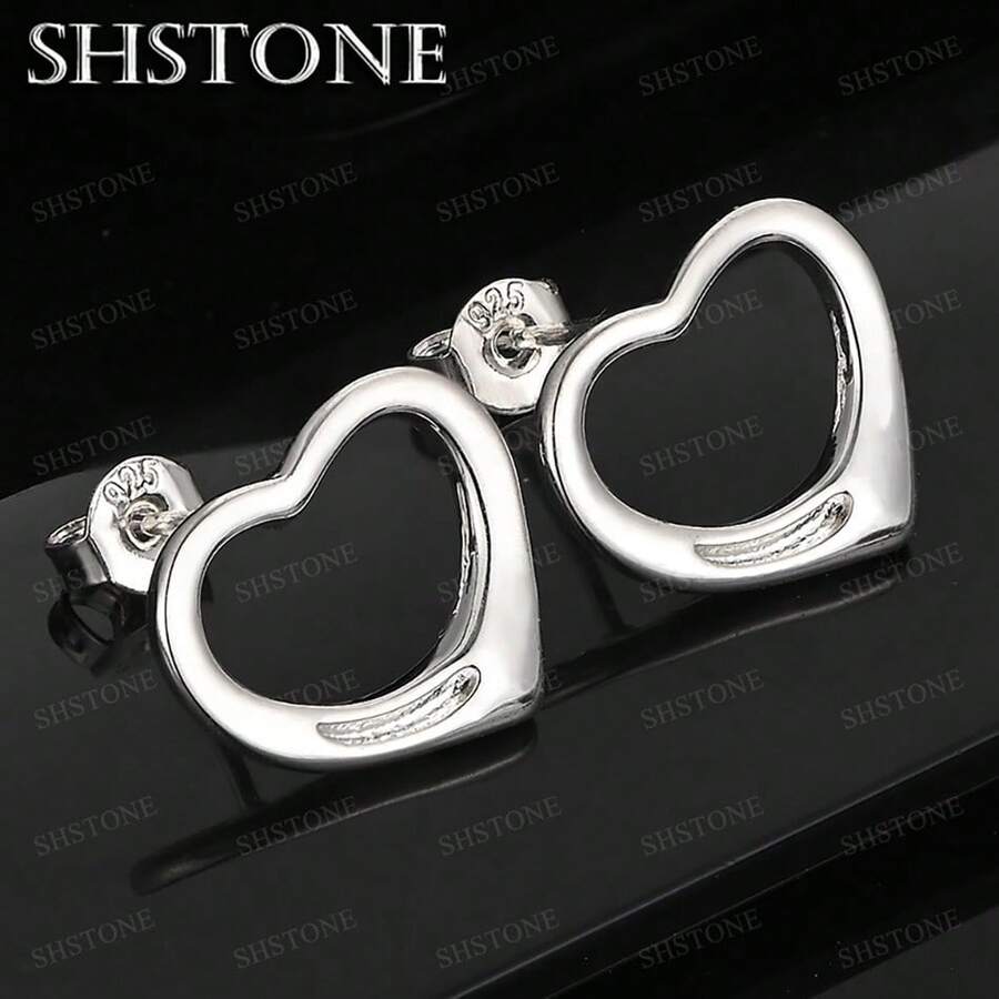 Charms 精美 925 纯银镀层浪漫心形耳钉，适合女性参加派对、婚礼、圣诞节等场合，是街头百搭饰品的理想之选。 - 銀 - 查看 1