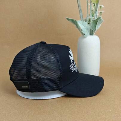 Graffiti Trucker Hat Lightweight Soft Adjustable Four Seasons Baseball Cap