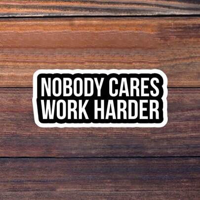 1/3/5 Piezas "NADIE SE PREOCUPA, TRABAJA talla grande DURO" Pegatina de vinilo de 3 pulgadas, cita de motivación de amor duro; Para portátil, botella de agua, vaso, funda de teléfono, tableta, cuaderno, planificador, diario, botella de gimnasio, ventana del coche; Para emprendedores, amantes del gimnasio, trabajadores de oficina, gerentes, creadores; Pegatina motivacional, pegatina de citas, pegatina de tipografía, pegatina de memes, pegatina retro, vinilo recortado impermeable