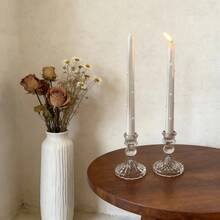 Conjunto de 2 velas peroladas em estilo europeu - Velas brancas peroladas (Tamanho: 2,3 cm x 25 cm / 2,3 cm x 30 cm). Adequadas para meditação, iluminação, criação de um ambiente sofisticado e também podem ser usadas como adereços fotográficos. Ideais para decoração de casa, jantares românticos à luz de velas, reuniões familiares, varandas, casamentos, diversas festas, presentes para mulheres e Dia das Mães. - 2pcs - Ver 4