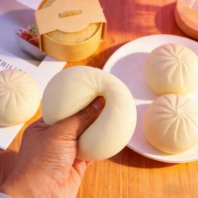 1pc White Bread Squeeze Ball, Comes With Gift Box, Sensory Toy, Squishable Dough Ball Stress Relief Hand Toy. It Is A Squeezable Toy Ball And Also An Excellent Tactile Stress Reliever. Ideal For Desktop Display, A Perfect Office Stress Relief Gift, And The Best Gift For Family And Friends - Suitable For Valentine's Day Or Easter.