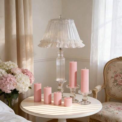 1支粉色条纹圆柱形香氛蜡烛，直径1.97英寸，无烟大豆蜡烛，适用于家居装饰、节日装饰、婚礼装饰、生日装饰，营造浪漫氛围，生日礼物、女士礼物、冬季礼物、结婚礼物、纪念品