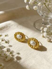 1 Pair Fashion Elegant Personalized Gold Earrings.Crafted From High-Grade Stainless Steel With An Finish, These Elegant, Vintage-Inspired Earrings Are Perfect For Festive Occasions. Stainless Steel Earrings - Gold - View 5