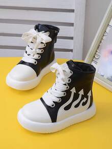 1双黑白火焰图案中筒靴，防滑耐磨，拉链闭合，时尚儿童日常鞋 - 黑色 - 查看 5