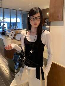 女士休闲二合一长袖 T 恤，修身系带初秋汗衫 - 黑與白 - 查看 10