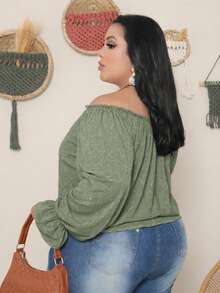 Blusa Feminina Plus Size G1 Modelo Cigana Manga Longa em Malha Leise Decote Ombro a Ombro Moda Casual Elegante - Verde Oliva - Visão 3
