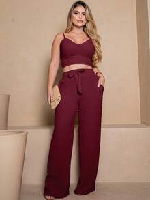 Women's Sand Dune Set: Wide-Leg Pants And Cropped Top With Built-In Bra, Adjustable Straps, Tailored Style. - Burdeos - Ver 1