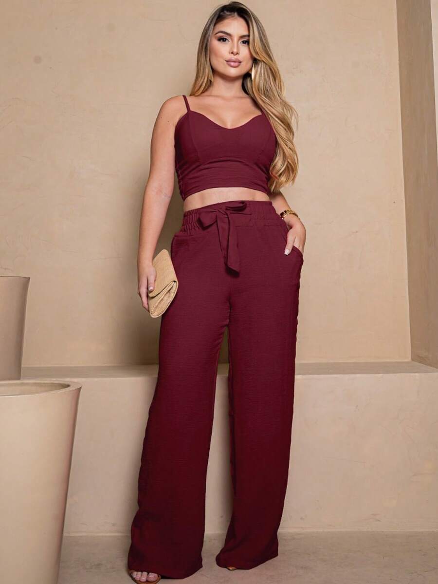 Women's Sand Dune Set: Wide-Leg Pants And Cropped Top With Built-In Bra, Adjustable Straps, Tailored Style. - Burdeos - Ver 1