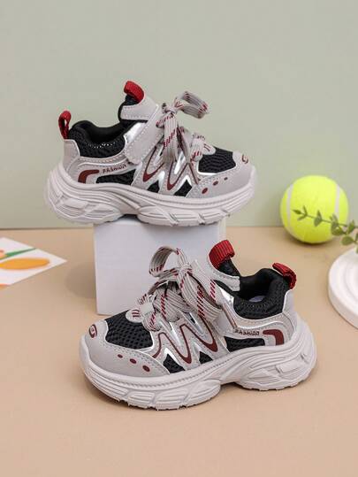 1双男女通用新款透气网面平底运动鞋，软底防滑休闲鞋，时尚百搭学生跑步鞋，轻便厚底运动鞋，适合所有季节