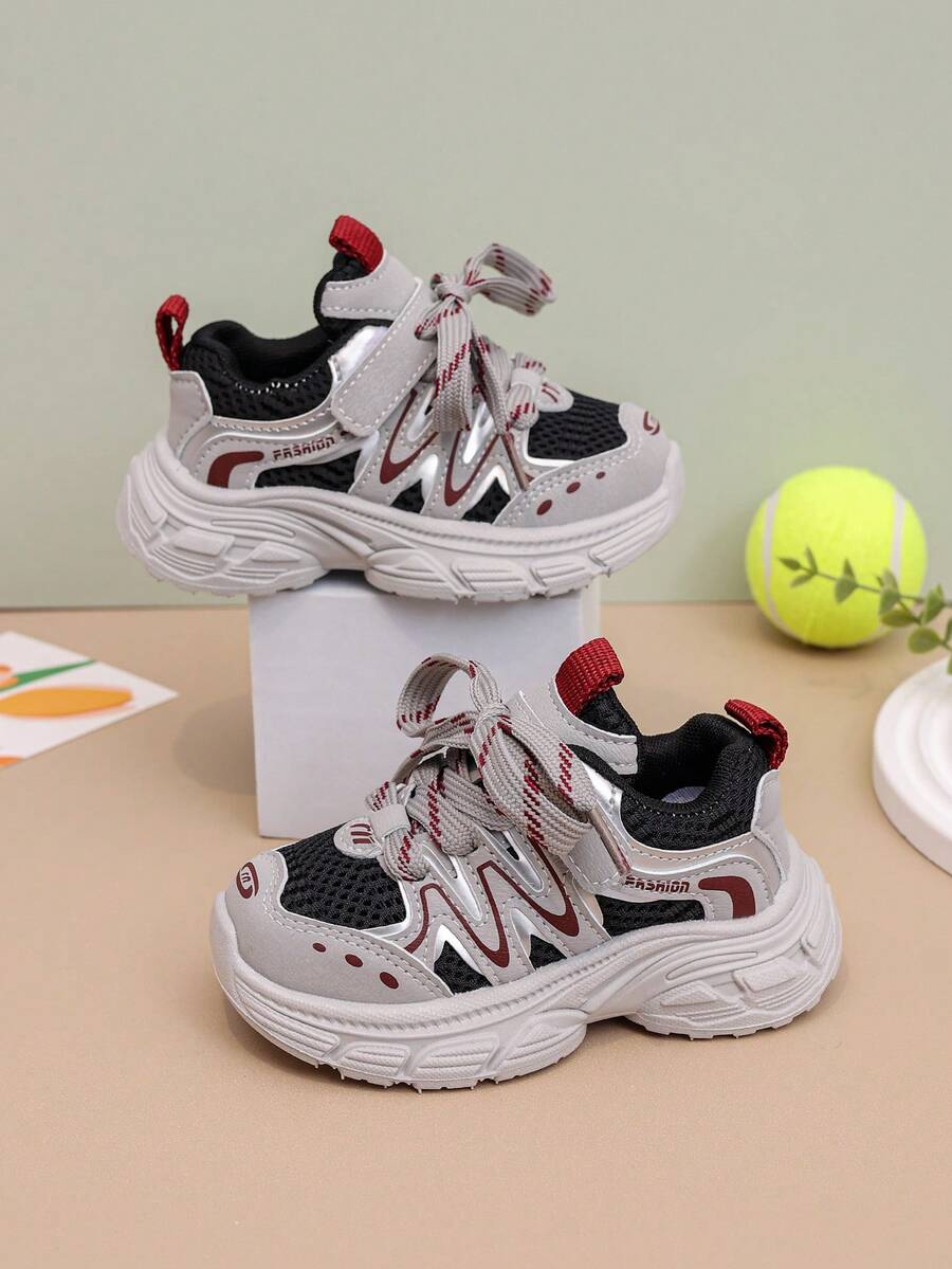 1 Pair Unisex New Breathable Mesh Flat Sneakers, Soft Sole Non-Slip Casual Shoes, Fashion Versatile Student Running Shoes, Lightweight Chunky Sneakers Suitable For All Seasons - Black - View 1