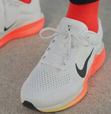 Under Armour New WINFLO 11 Mesh Breathable Cushioned Running Shoes - White - View 7