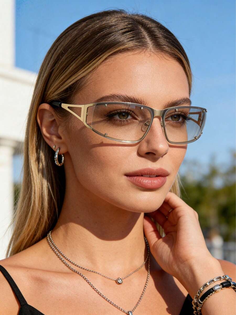 New European And American Style Hollowed-Out Metal Fashion Glasses, High-End, And Stylish For Women. - Silver - View 1