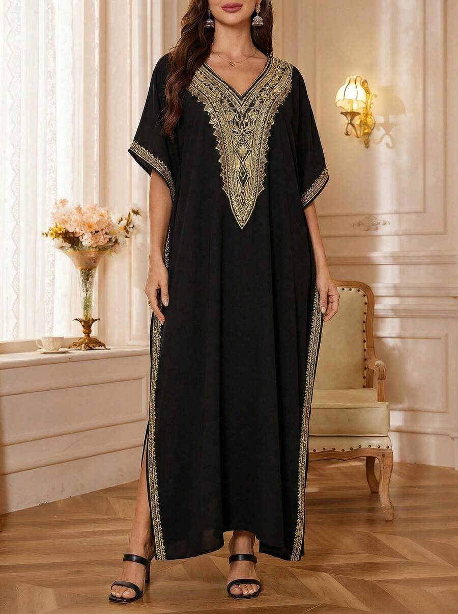 Solessence Black Embroidered V-Neck Loose Casual Robe - Black - View 1