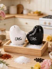2pcs/Set Black & White Heart Shaped Ceramic Salt And Pepper Shaker Set, Textured Glaze Finish, Gift Box Packaging, Suitable For Kitchen, Dining, Parties, Housewarming, Valentine's Day, Birthday Gifts - Black - View 4