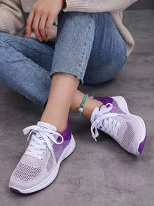 Women's Breathable Mesh Sports Shoes With Lightweight Design - 紫色 - 查看 4