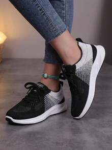 Women's Breathable Mesh Sports Shoes With Lightweight Design - 黑色 - 查看 1