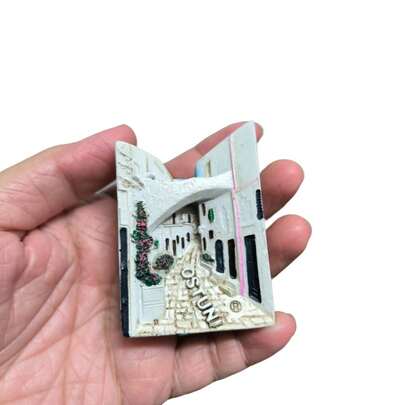 Nam châm tủ lạnh 3D Ostuni, Ý, kích thước 6,5cm (2,56 inch), nhãn dán từ tính lưu niệm du lịch.
