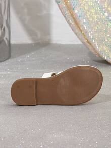 1 Pair Fashionable, Comfortable And Casual Children Flat Slippers - White - View 3