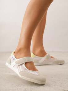 Ballerina Style Sneakers With Lettering - Beige - View 2