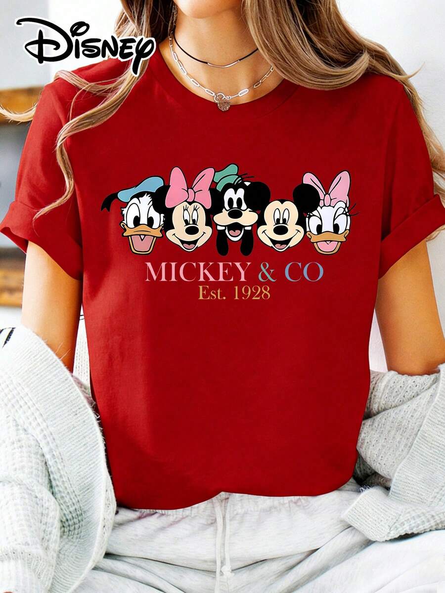 Disney Official Authorization | Women's Street Casual Short-Sleeve T-Shirt, Printed With The Iconic Character Heads Of , , , , And Daisy Duck, Featuring A Retro " & CO Est.1928" Design. Made Of Opaque Fabric, It Is Machine Washable, Versatile And Casual, And Suitable For Spring And Summer Wear. - Red - View 1