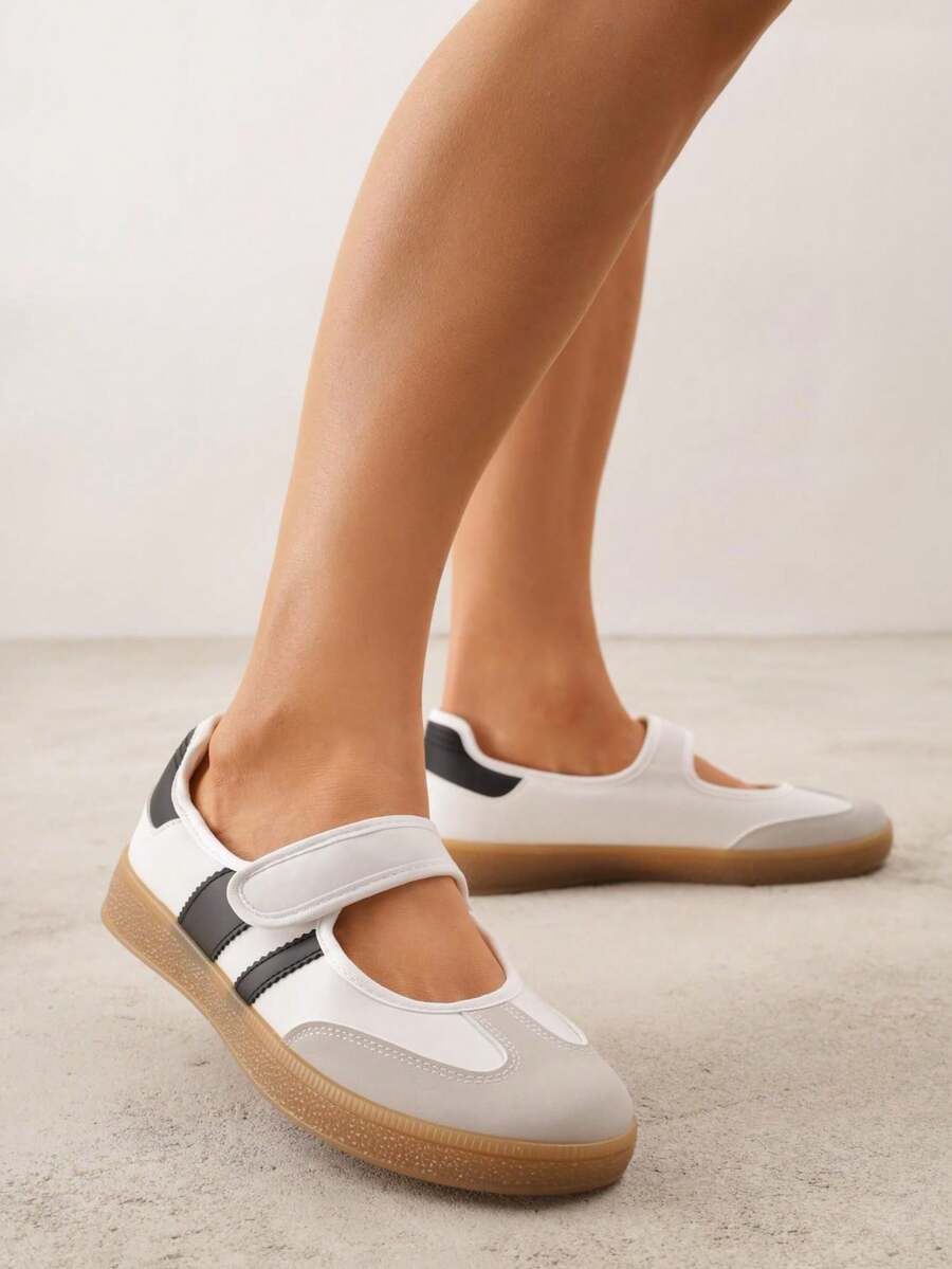 Zapatillas tipo bailarina con cierre de gancho y bucle - Blanco - Ver 1