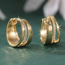 1 Pair Classic Elegant Gold Tone Women's Small Hoop Earrings, Inlaid With Lustrous Cubic Zirconia, Versatile For Daily Wear, Holiday And Birthday Gift - Gold - View 3