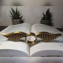 Apoio de Dedo p/ Leitura Ergonômico Pomo de Ouro Mantém Livro Aberto Leve e Confortável - Pomo de Ouro - Dourado - Visão 4