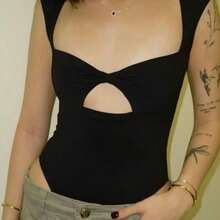 Women's Bodysuit With Knot Detail, Square Neckline, Short Double Sleeves, And Cutout Detail. - Negro - Ver 1