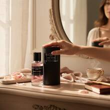 EverlyX Nước hoa Rose Vanille Extrait de Parfum 50ml - Một hương thơm nồng nàn và quyến rũ, kết hợp vị ngọt kem của vani với nốt hương hoa hồng thanh lịch, lý tưởng cho những ai tìm kiếm một mùi hương ấm áp và tinh tế cả ngày lẫn đêm. ✅ Giao hàng đến Tây Ban Nha trong vòng 24/48 giờ - 50ml - Xem 2