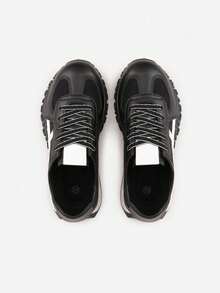 Zapatillas deportivas con suela estampada de forma abstracta y correas decorativas - Negro - Ver 6
