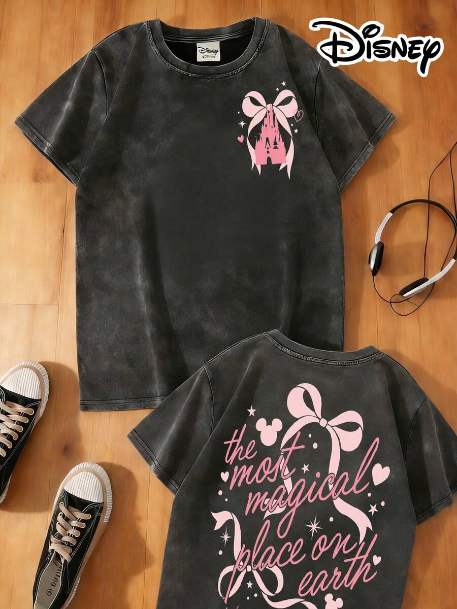 Disney Official Authorization | Women's 100% Washed Cotton Short-Sleeve T-Shirt With Double-Sided Prints Inspired By The Magical World Of . The Design Features A Large Pink Bow As The Centerpiece, Paired With The English Slogan "The Most Magical Place On Earth", And Incorporates Head, Star, And Heart Elements, Creating An Overall Sweet And Dreamy Style. The Fabric Is Non-Transparent, Machine Washable, Versatile And Practical, Suitable For Daily Outings And Matching Outfits With Girlfriends. - màu đen - Xem 1