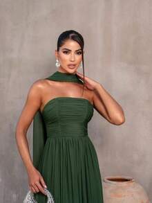 Long Dress With Cape For Wedding, Evening, Or Graduation. - Olive Green - View 2