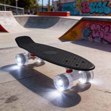 Patineta Tipo Penny Ruedas LED Iluminación Skateboard Compacto Diseño Urbano Ligero Superficie Antideslizante Estilo Colorido Ideal Paseos Nocturnos Gift Juvenil - Negro - Ver 2