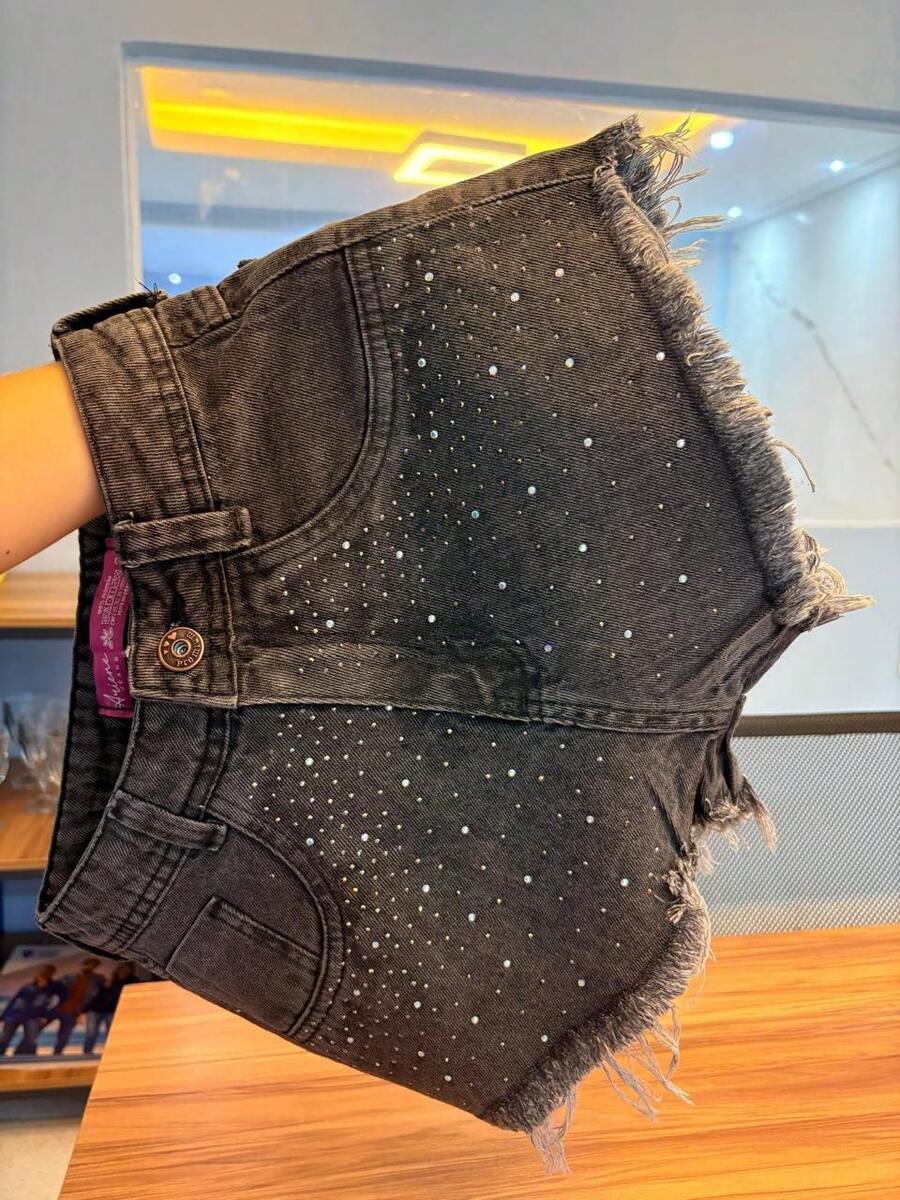 Women's Dark Wash High-Waisted Denim Shorts With Shine - Fashionable And Blogger Style 2026 - Rửa tối - Xem 1