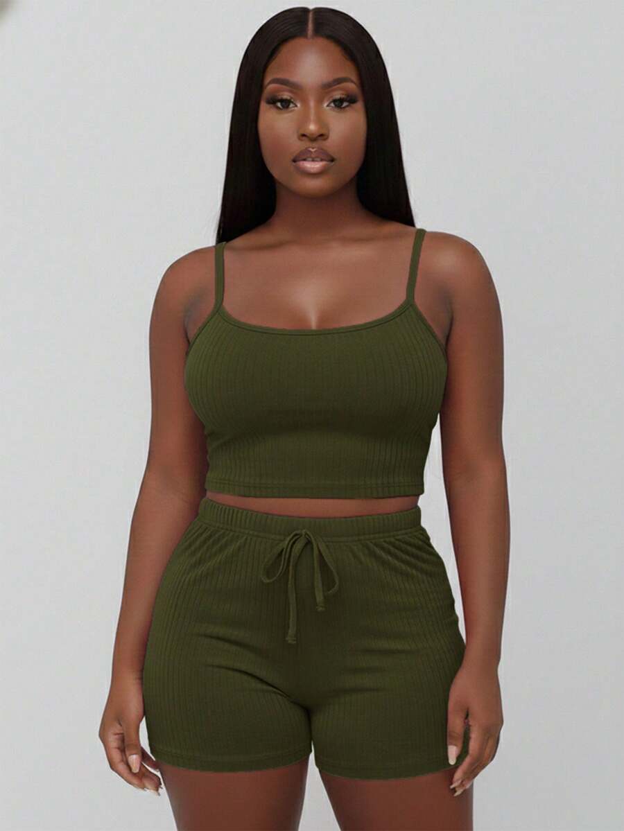 Curvy Rib Knit Camisole Crop Top And Shorts Two Piece Set Elegant Party Boho Style Plus Size Outfit - 橄欖 - 查看 1