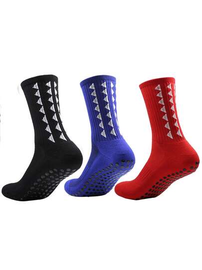 3双装男童防滑圆点中筒运动袜，三角足球袜，耐用面料，适合11-18岁男孩女孩穿着