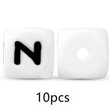 10颗12毫米硅胶白底黑色字母珠，可用于DIY钥匙扣、姓名牌制作，是周年纪念礼物的理想选择。 - 黑與白 - 查看 11