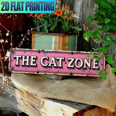 1 pièce Grande enseigne de zone pour chat en métal, design plat 2D - Associée à un panneau décoratif bordeaux, convient pour la maison, le café, le garage ou l'espace des hommes. Un cadeau amusant pour les amateurs de chats, servant à de multiples fonctions telles que affiche d'Halloween pour chat, décoration murale pour chat, art mural pour chat, suspension murale en métal pour chat, décoration de salle de bain pour chat, art mural en métal pour chat, murale pour chat, suspension murale pour chat, etc. Élément de décoration pour chat pour la maison, design plat 2D