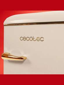 Cecotec 復古雙門冰箱 86L 米色 - 大容量冰箱，帶 LED 照明燈、復古外觀和金色把手，配備蔬菜保鮮抽屜、精準控溫、E 級能效，小巧優雅，是您廚房的理想之選，完美保鮮飲品和食物。 - 查看 6