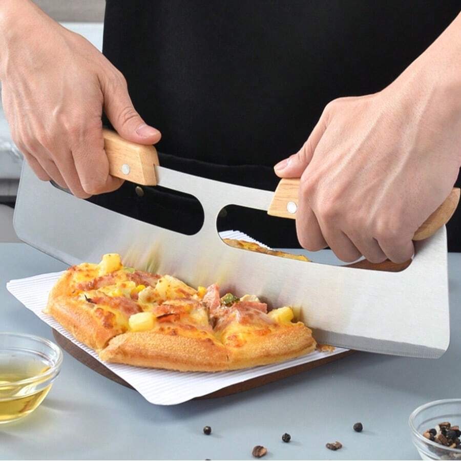 1pc Stainless Steel Pizza Cutter With Wooden Handle, Plastic Scraper, Baking Tool Set