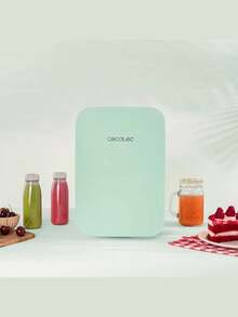 Cecotec Bolero MiniColing 10公升巴哈馬薄荷迷你冰箱：容量小巧，具備冷氣和暖氣功能，溫度可在7°C至65°C之間調節。是旅行的理想之選，相容於汽車和房車，支援12-220V電壓，便攜式靜音設計，適合家庭和戶外使用。 - 彩色 - 查看 2