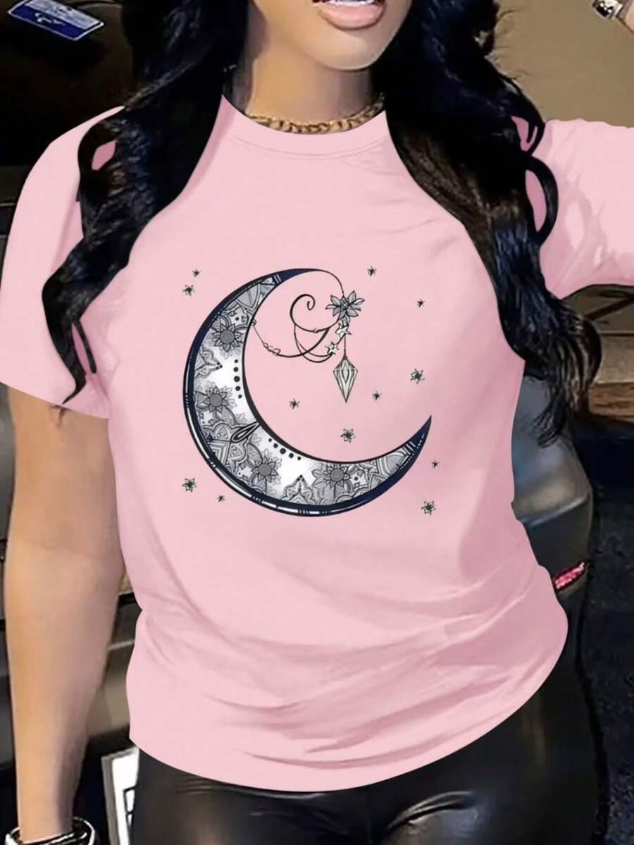 Camiseta T-Shirt  Feminina Estampada LUA Estilosa Confortável 100% Algodão Moda Casual e Moderna Camisa Manga Curta e Gola Redonda - Rosa Bebê - Visão 1