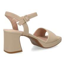 shoes&blues.es Sandalia de tacón ancho con plataforma para mujer, tacón y altura cómodos,  estructura de tira frontal y cierre con pulsera ajustable de hebilla en el tobillo. Ideal para eventos - Beis - Ver 4
