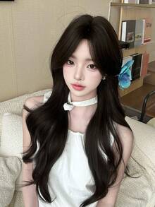 alicegarden 1. 合成耐热长卷发，中分假发，中等分缝，棕色，日常佩戴自然柔顺逼真假发（不含配件） - Black-brown - 查看 5