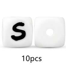 10颗12毫米硅胶白底黑色字母珠，可用于DIY钥匙扣、姓名牌制作，是周年纪念礼物的理想选择。 - 黑與白 - 查看 22