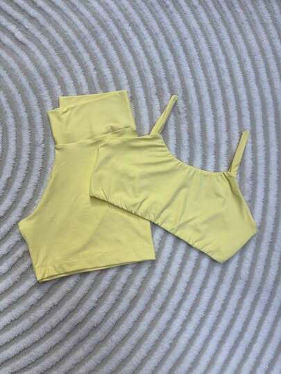 Conjunto, short e top fitness costa nua e entrada para bojo.